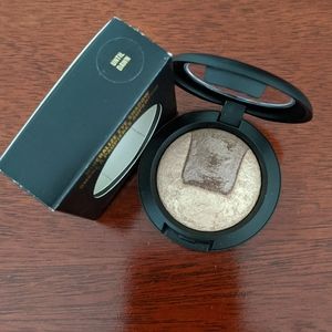 MAC Until Dawn mineralize eyeshadow